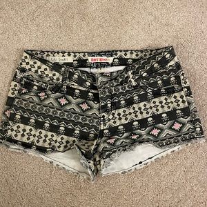 Skull Shorts